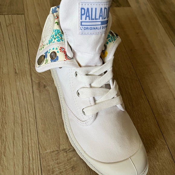Brand new Palladium Baggy Low LP boots - Picture 8 of 10